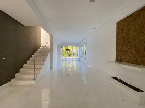 Casa em Condomínio Melville Santana de Parnaíba 