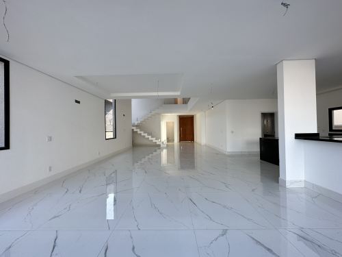 Casa em Condomínio Itahyê Santana de Parnaíba 