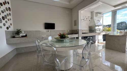 Casa em Condomínio 18 do Forte Santana de Parnaíba 