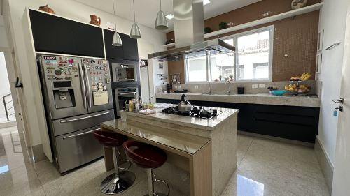 Casa em Condomínio 18 do Forte Santana de Parnaíba 