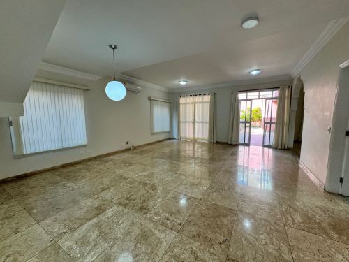 Casa em Condomínio 18 do Forte Santana de Parnaíba 