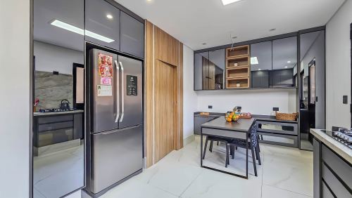 Casa em Condomínio Alphaville 03 Santana de Parnaíba 